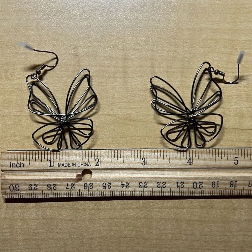 Butterfly wire earrings